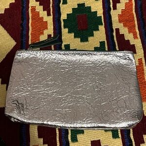 IPSY Purse - Textured Silver